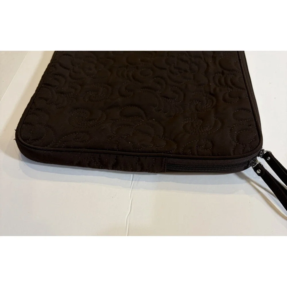 Vera Bradley Classic Quilted Padded Laptop Sleeve Case Brown 17